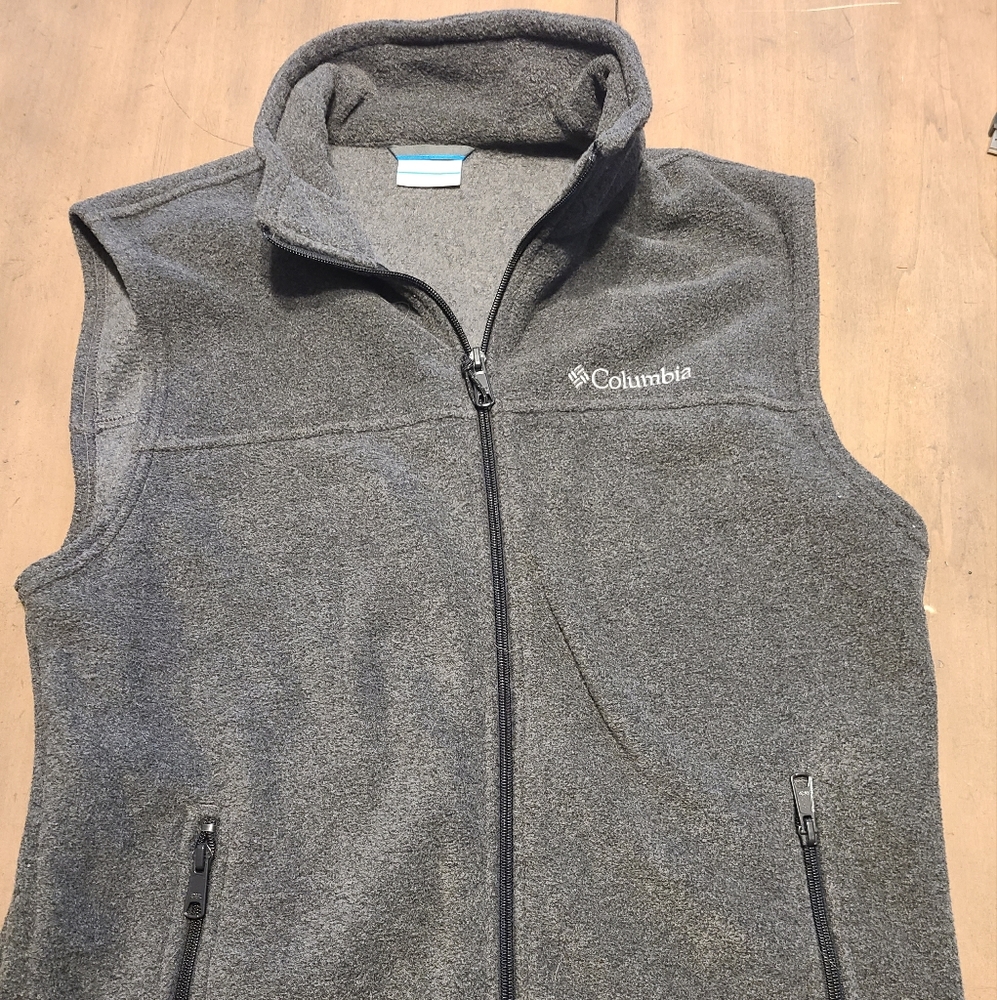 Grey Columbia Vest